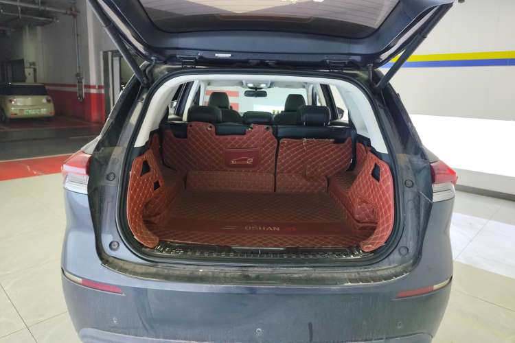 Used CHANGAN OSHAN X7 2021 1.5T Automatic Luxury Model Trunk