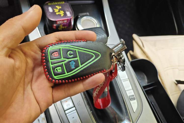 Used CHANGAN OSHAN X7 2021 1.5T Automatic Luxury Model Vehicle Key