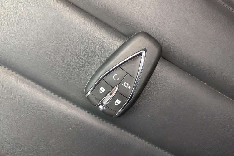 Used CHANGAN OSHAN X7 2021 1.5T Automatic Luxury Model Vehicle Key