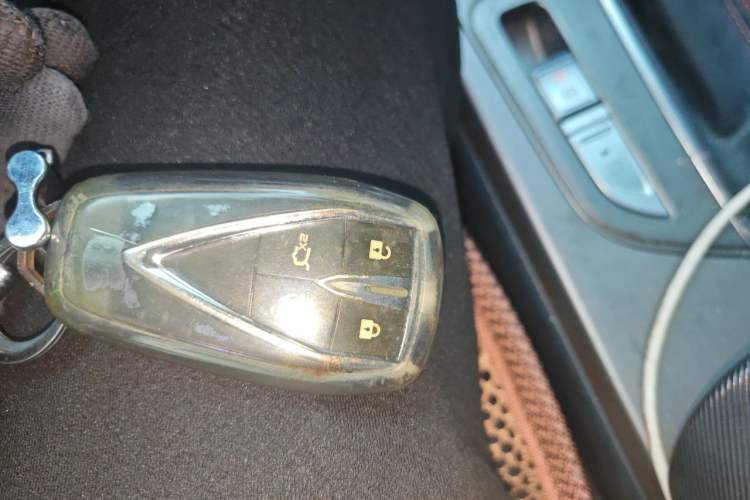 Used CHANGAN OSHAN X7 2021 1.5T Automatic Luxury Model Vehicle Key