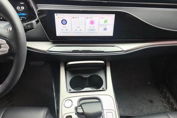Used CHANGAN OSHAN X7 2021 1.5T Space Freedom Edition with Automatic Parking and Facial Recognition Audio And AC Panel