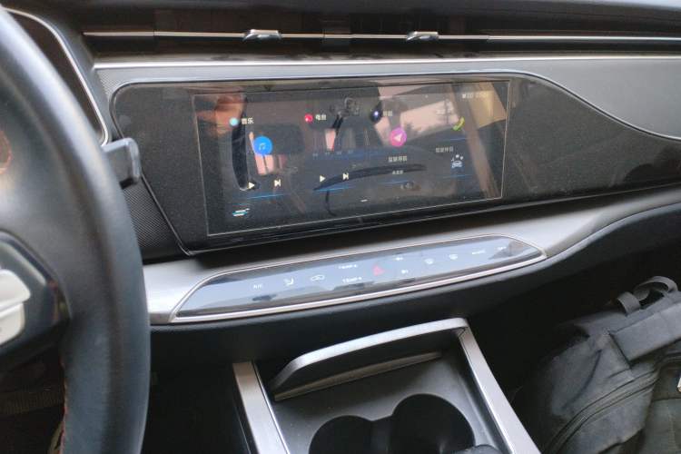 Used CHANGAN OSHAN X7 2021 1.5T Automatic Luxury Version Audio And AC Panel