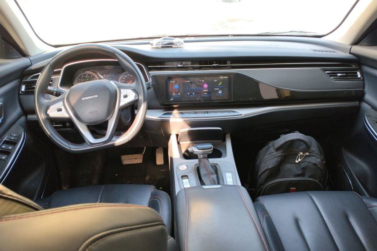 Used CHANGAN OSHAN X7 2021 1.5T Automatic Luxury Version Center Console