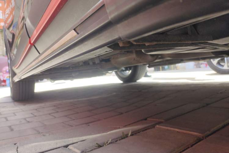 Used CHANGAN OSHAN X7 2021 1.5T Automatic Luxury Model Chassis Rear Left