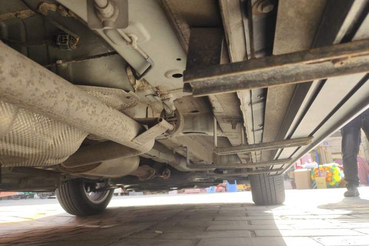 Used CHANGAN OSHAN X7 2021 1.5T Automatic Luxury Model Chassis Rear Right