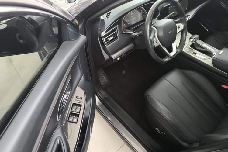 Used CHANGAN OSHAN X7 2021 1.5T Automatic Luxury Model Driver Seat