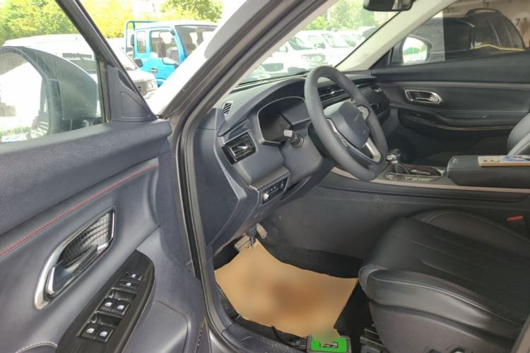 Used CHANGAN OSHAN X7 2021 1.5T Automatic Luxury Model Driver Seat