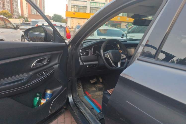 Used CHANGAN OSHAN X7 2021 1.5T Automatic Luxury Model Driver Seat