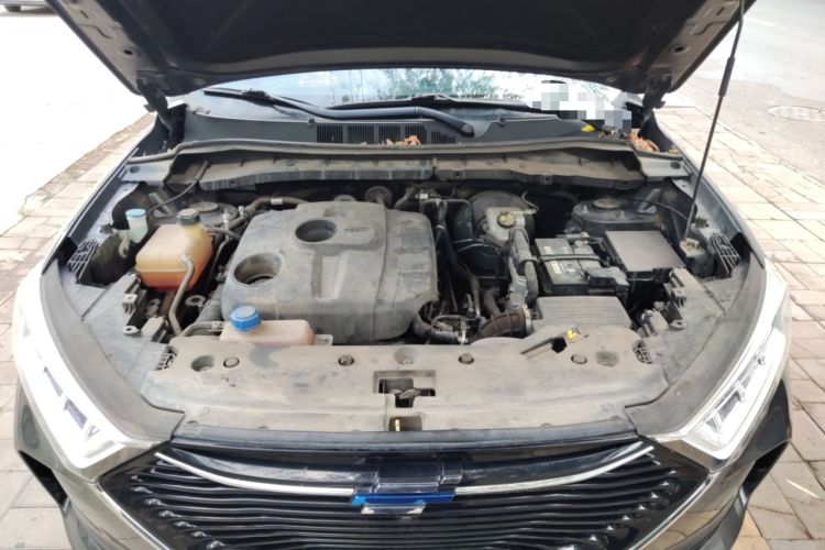 Used CHANGAN OSHAN X7 2021 1.5T Automatic Luxury Version Engine Bay