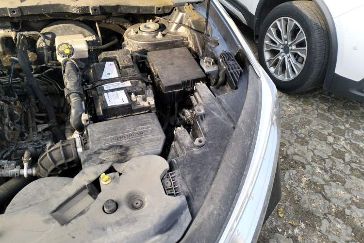 Used CHANGAN OSHAN X7 2021 1.5T Manual Luxury Version Engine Bay Left
