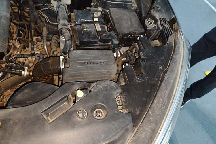 Used CHANGAN OSHAN X7 2021 1.5T Automatic Luxury Version Engine Bay Left