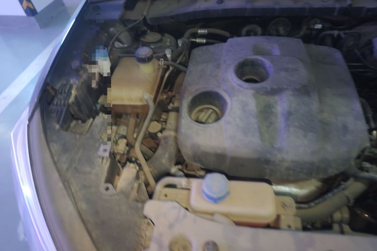 Used CHANGAN OSHAN X7 2021 1.5T Automatic Luxury Version Engine Bay Right