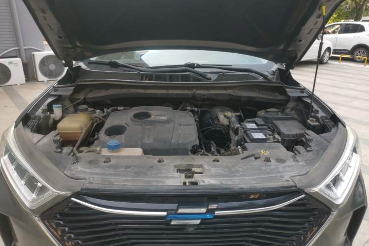 Used CHANGAN OSHAN X7 2021 1.5T Automatic Luxury Model Engine Bay