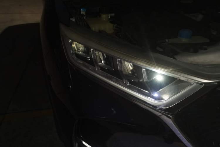 Used CHANGAN OSHAN X7 2021 1.5T Automatic Luxury Model Exterior 6