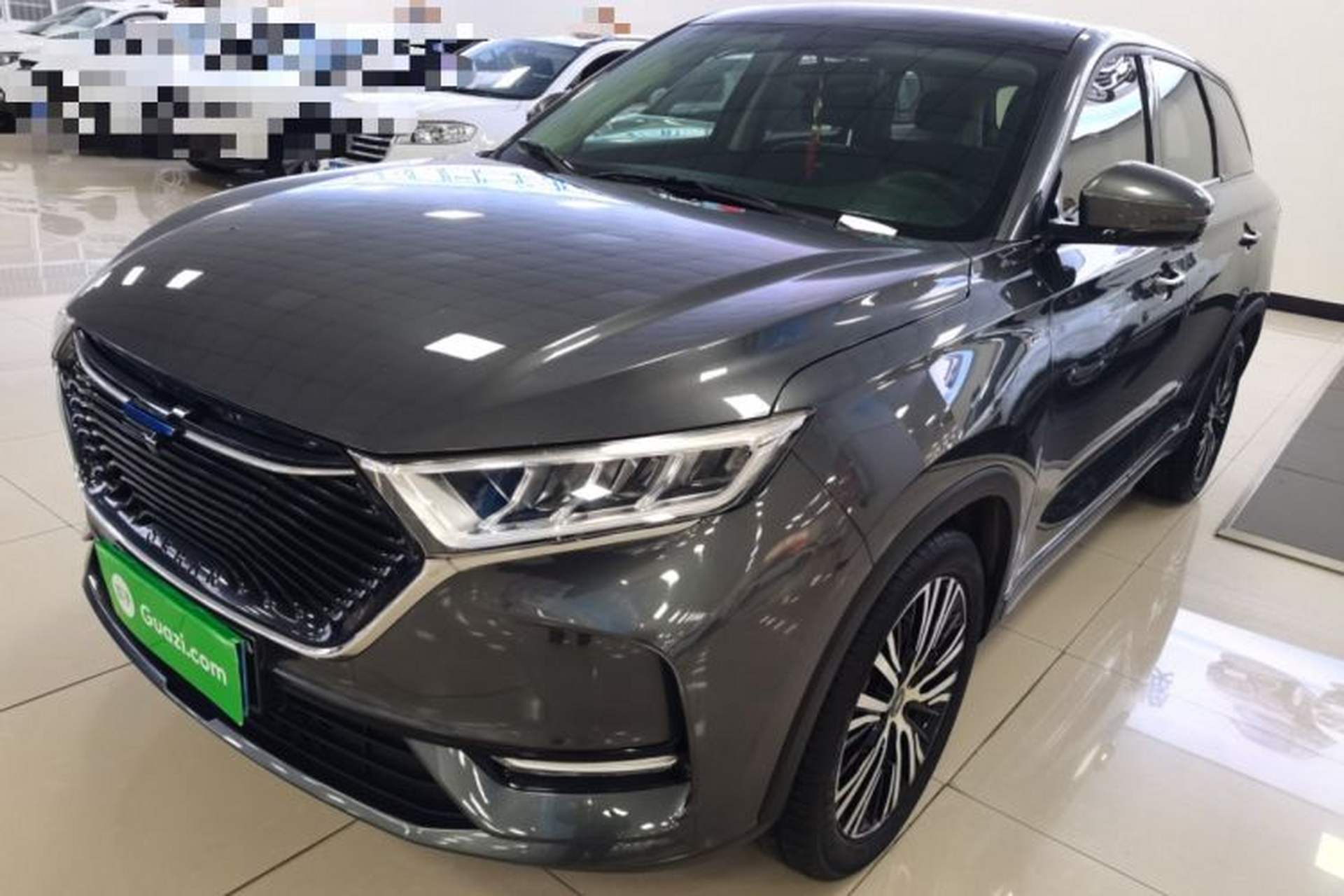 Used CHANGAN OSHAN X7 2021 1.5T Manual Luxury Version Front Left 45 Deg