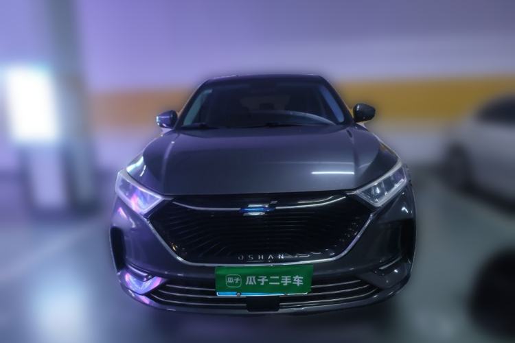 Used CHANGAN OSHAN X7 2021 1.5T Automatic Luxury Version Front
