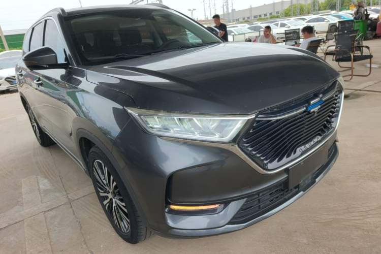 Used CHANGAN OSHAN X7 2021 1.5T Automatic Luxury Model Front Right 45 Deg