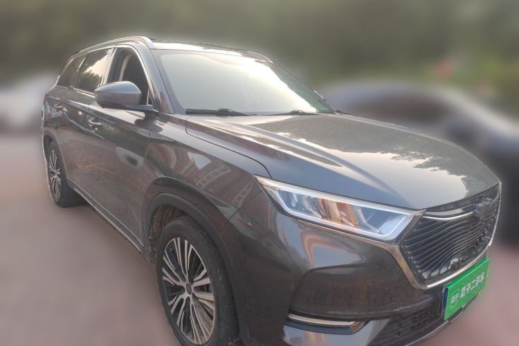Used CHANGAN OSHAN X7 2021 1.5T Automatic Luxury Model Front Right 45 Deg