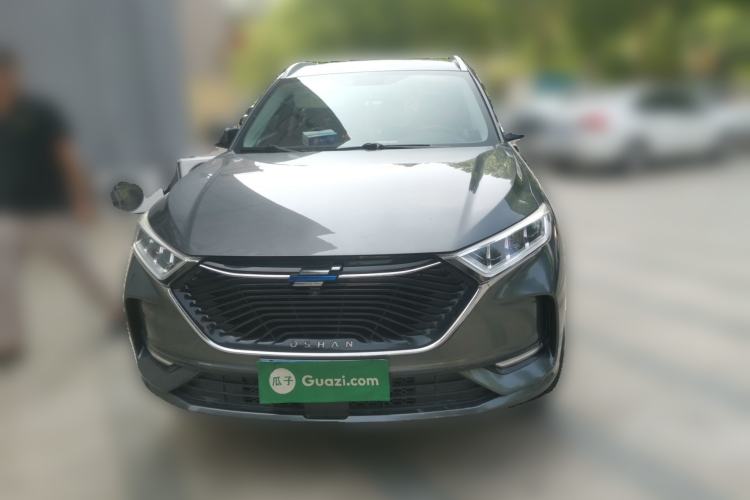 Used CHANGAN OSHAN X7 2021 1.5T Automatic Luxury Model Front