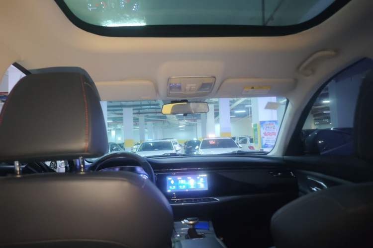 Used CHANGAN OSHAN X7 2021 1.5T Automatic Luxury Version Headliner