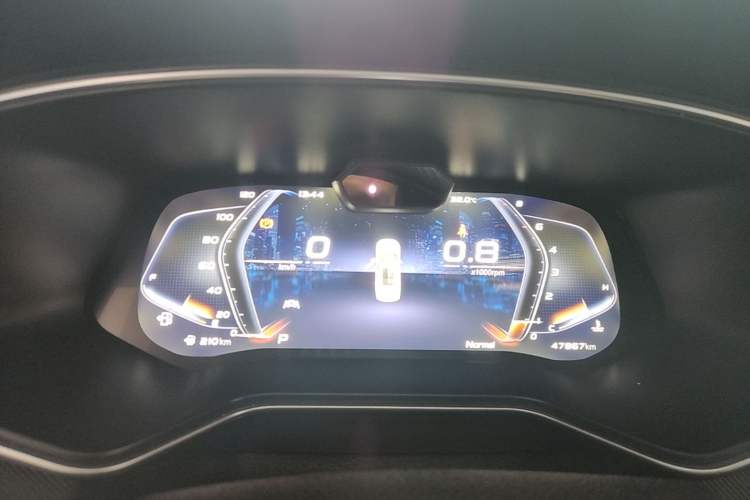 Used CHANGAN OSHAN X7 2021 1.5T Automatic Geeker Edition Instrument Cluster