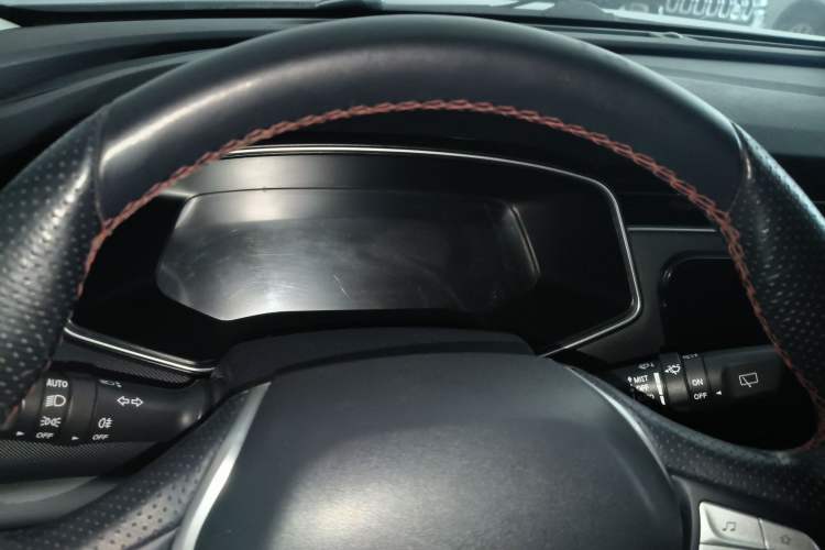 Used CHANGAN OSHAN X7 2021 1.5T Automatic Luxury Model Instrument Cluster