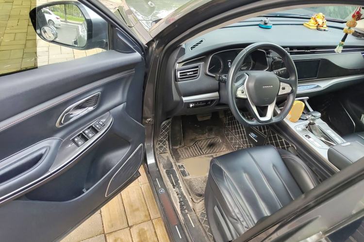 Used CHANGAN OSHAN X7 2021 1.5T Automatic Luxury Version Interior 3