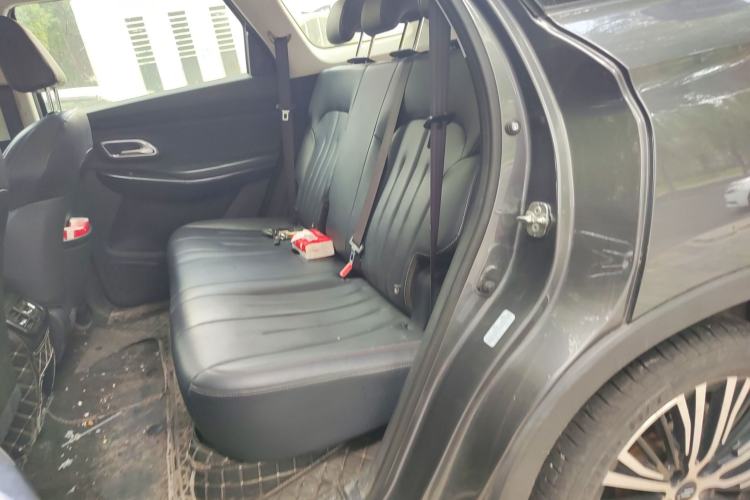 Used CHANGAN OSHAN X7 2021 1.5T Automatic Luxury Version Interior 4