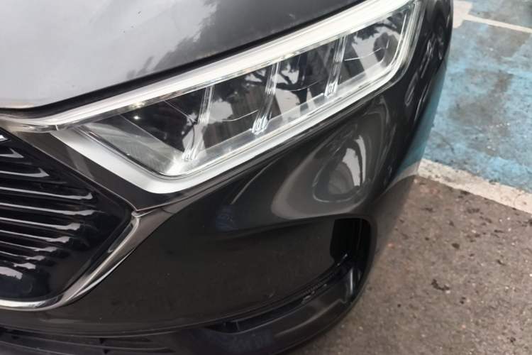 Used CHANGAN OSHAN X7 2021 1.5T Space Freedom Edition with Automatic Parking and Facial Recognition Left Front Headlight
