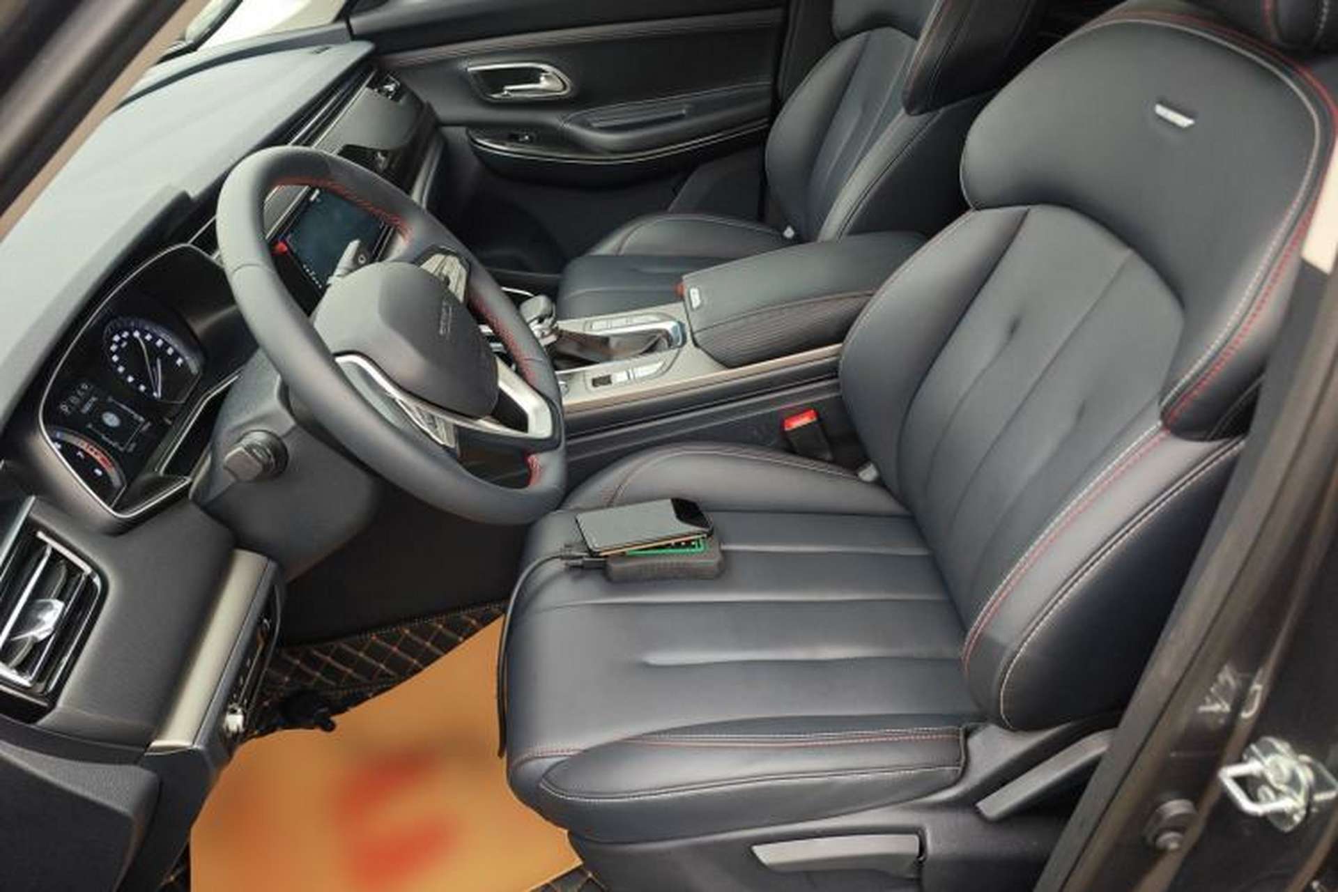 Used CHANGAN OSHAN X7 2021 1.5T Automatic Luxury Version Left Front Seat