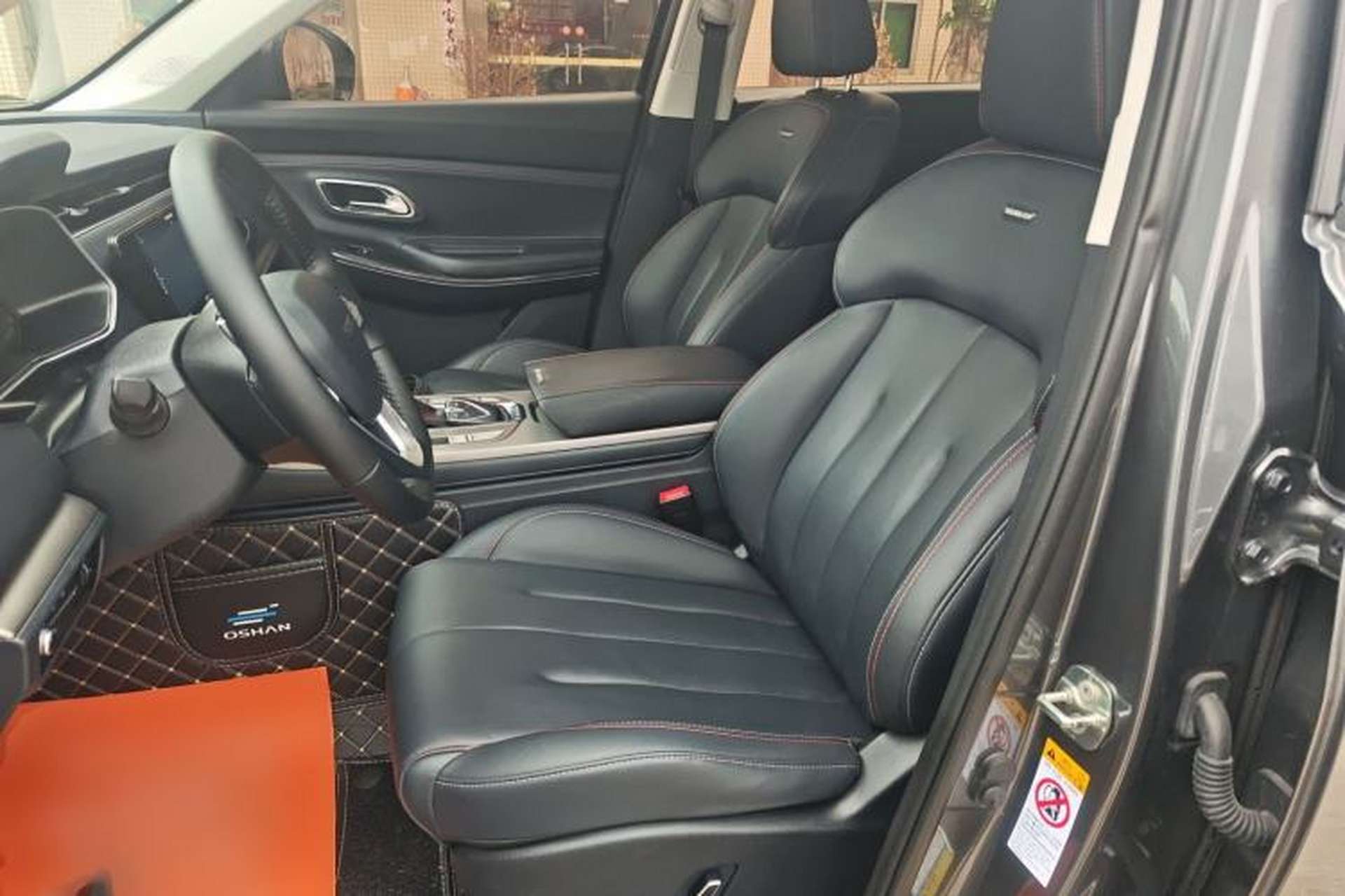 Used CHANGAN OSHAN X7 2021 1.5T Automatic Luxury Model Left Front Seat