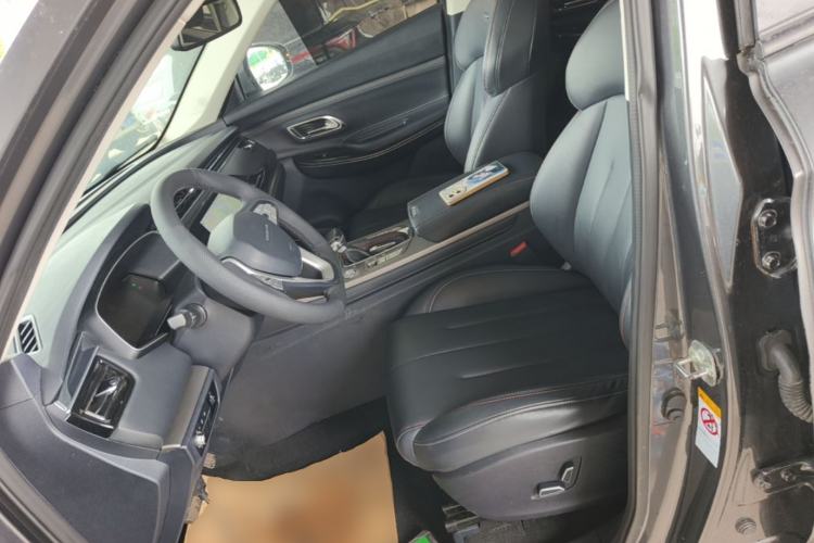 Used CHANGAN OSHAN X7 2021 1.5T Automatic Luxury Model Left Front Seat