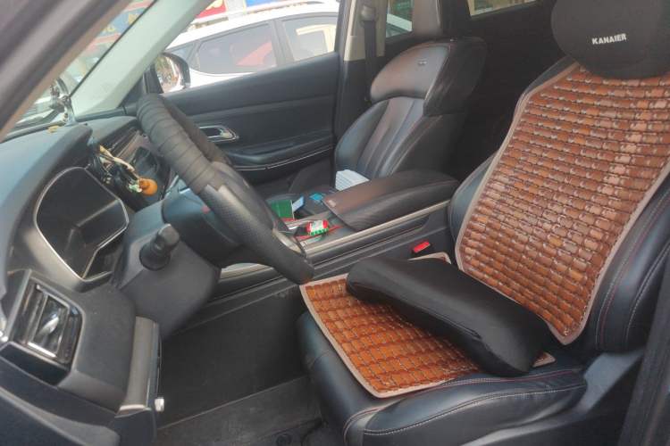 Used CHANGAN OSHAN X7 2021 1.5T Automatic Luxury Model Left Front Seat