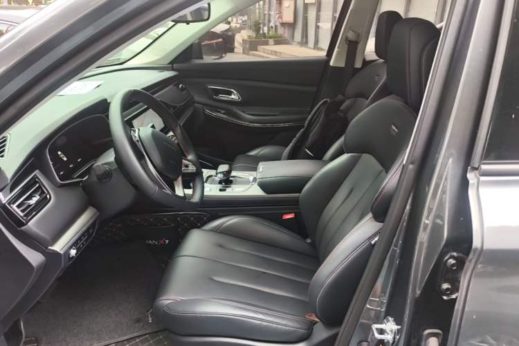 Used CHANGAN OSHAN X7 2021 1.5T Space Freedom Edition with Automatic Parking and Facial Recognition Left Front Seat