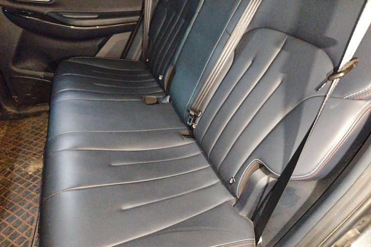 Used CHANGAN OSHAN X7 2021 1.5T Automatic Luxury Version Left Rear Seat
