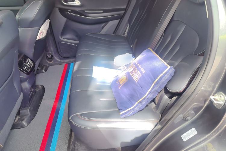 Used CHANGAN OSHAN X7 2021 1.5T Automatic Luxury Model Left Rear Seat