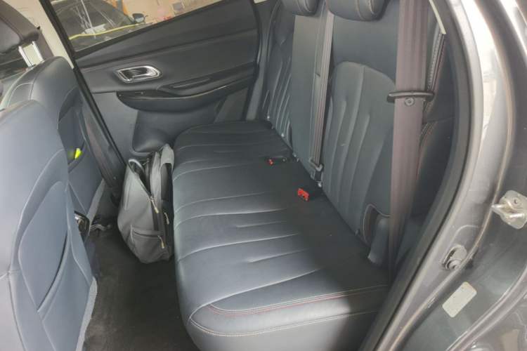 Used CHANGAN OSHAN X7 2021 1.5T Automatic Luxury Model Left Rear Seat