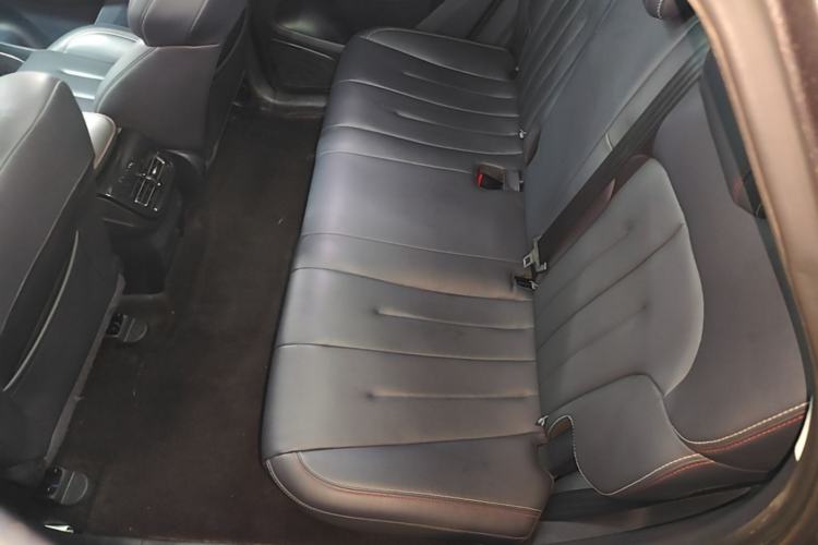 Used CHANGAN OSHAN X7 2021 1.5T Automatic Luxury Version Left Rear Seat