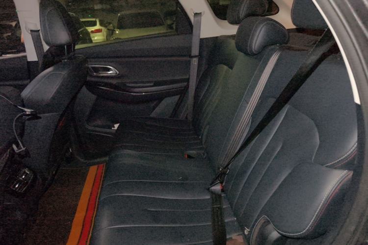 Used CHANGAN OSHAN X7 2021 1.5T Automatic Luxury Model Left Rear Seat