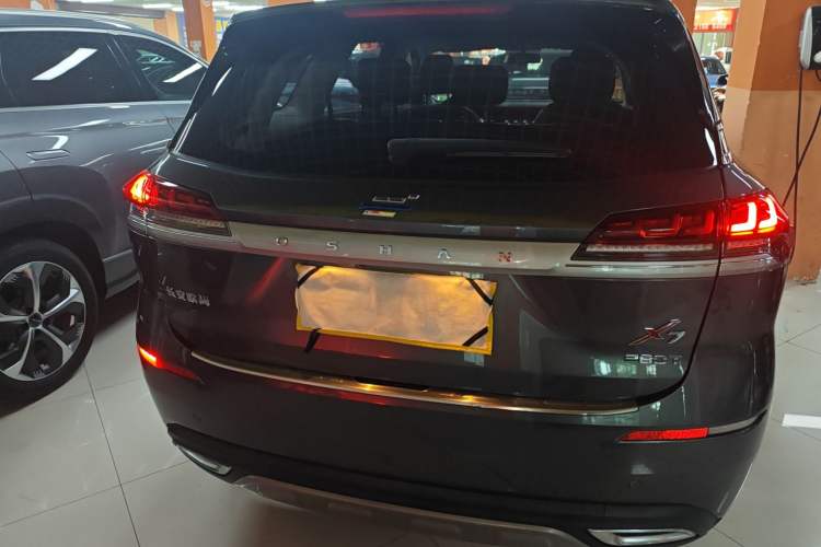 Used CHANGAN OSHAN X7 2021 1.5T Automatic Luxury Version Rear