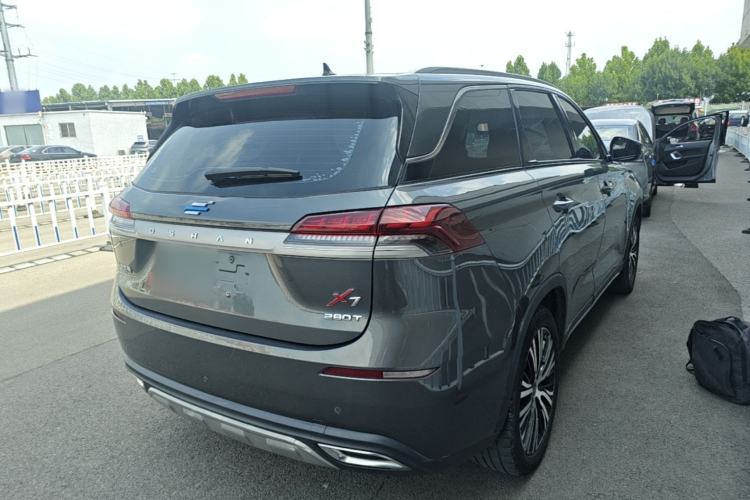 Used CHANGAN OSHAN X7 2021 1.5T Automatic Luxury Model Rear Right 45 Deg