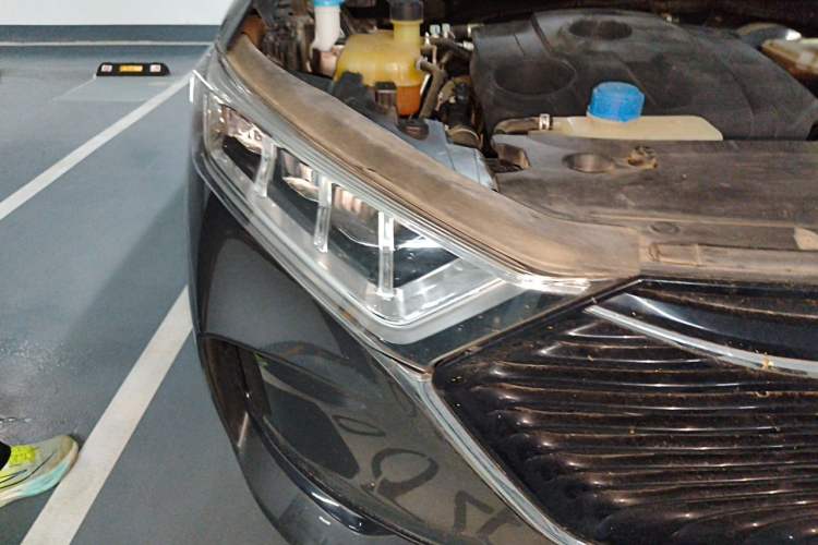 Used CHANGAN OSHAN X7 2021 1.5T Automatic Luxury Version Right Front Headlight