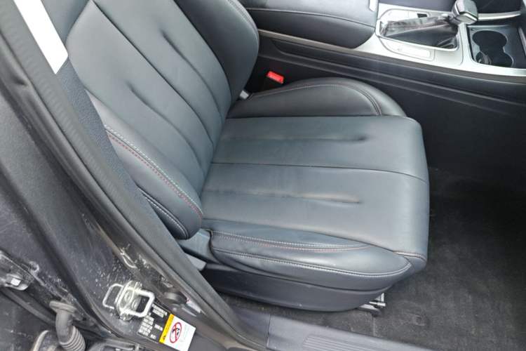 Used CHANGAN OSHAN X7 2021 1.5T Automatic Luxury Model Right Front Seat