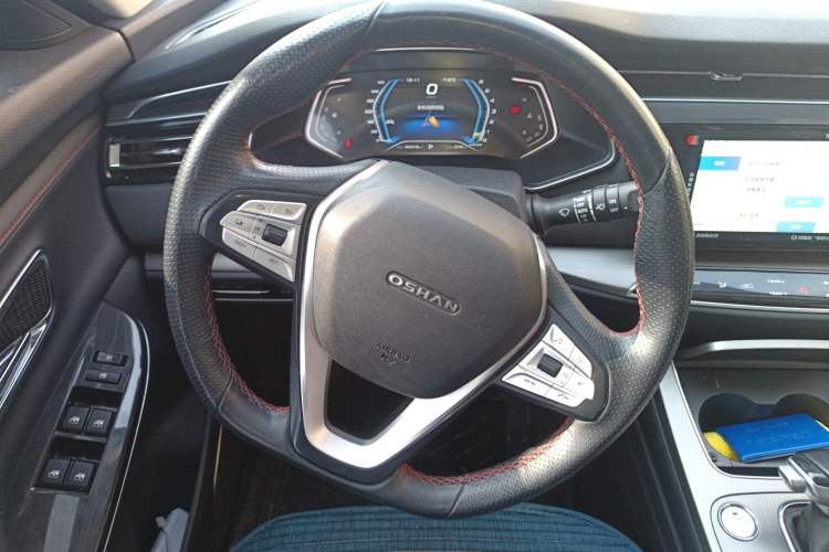 Used CHANGAN OSHAN X7 2021 1.5T Automatic Luxury Model Steering Wheel