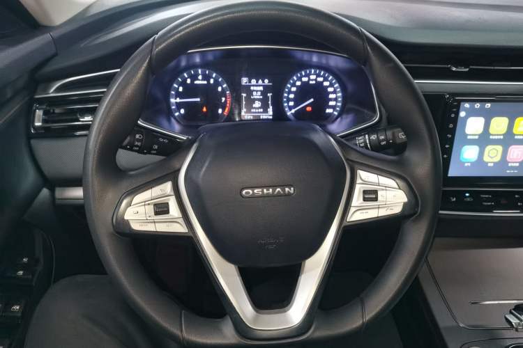 Used CHANGAN OSHAN X7 2021 1.5T Automatic Elite Edition Steering Wheel