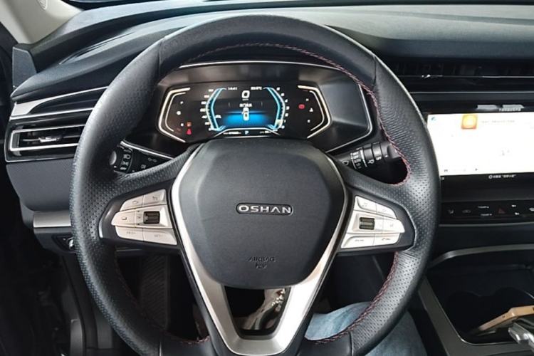 Used CHANGAN OSHAN X7 2021 1.5T Automatic Luxury Model Steering Wheel