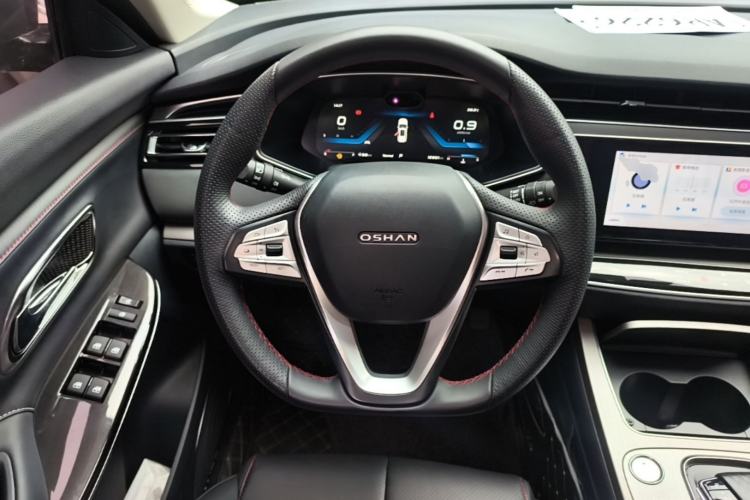 Used CHANGAN OSHAN X7 2021 1.5T Space Freedom Edition with Automatic Parking and Facial Recognition Steering Wheel