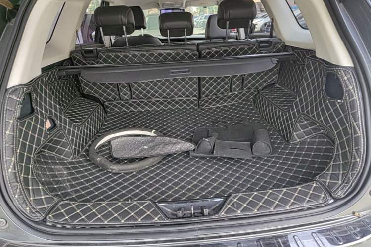 Used CHANGAN OSHAN X7 2021 1.5T Automatic Geeker Edition Trunk