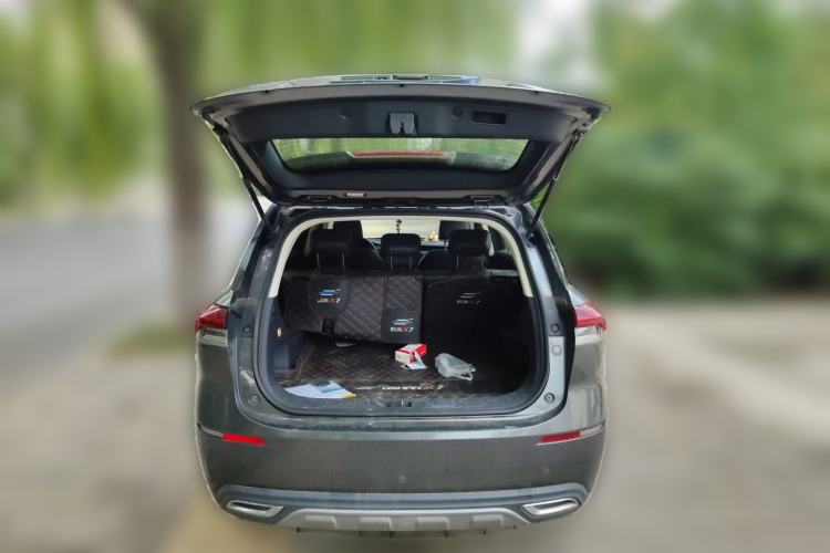 Used CHANGAN OSHAN X7 2021 1.5T Automatic Luxury Version Trunk
