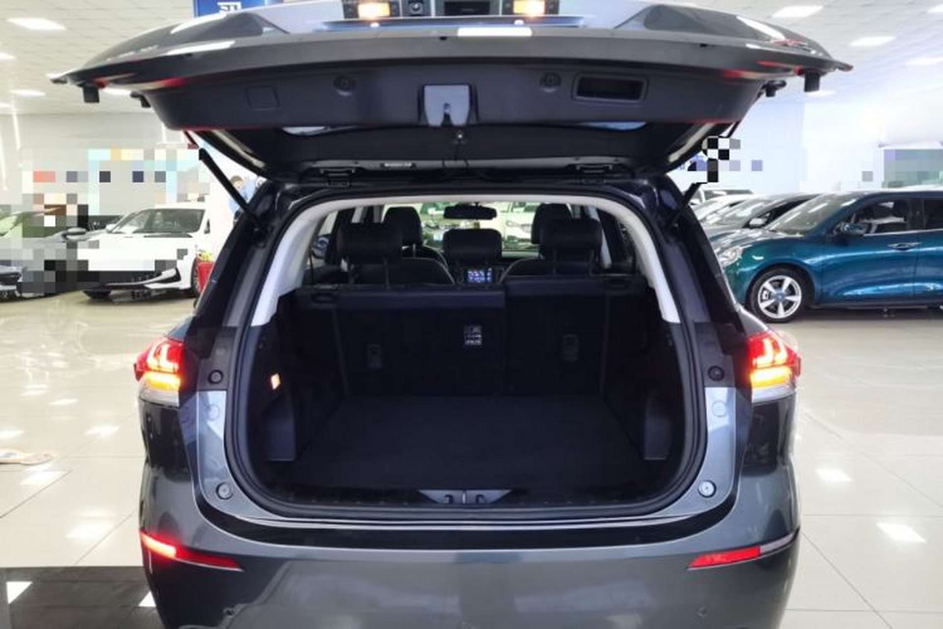 Used CHANGAN OSHAN X7 2021 1.5T Manual Luxury Version Trunk